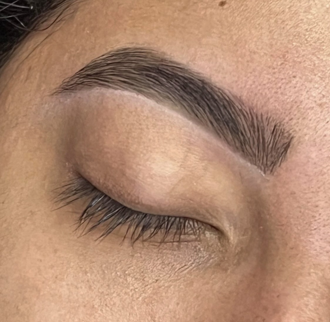 Cuidados com cílios e sobrancelhas na Savassi em Belo Horizonte
